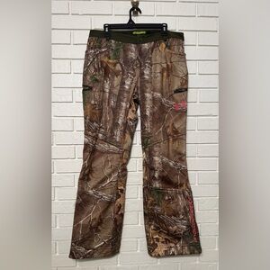 Under Armour Women’s Hunting Pants Realtree AP Size 14 | Scent Control UA Storm